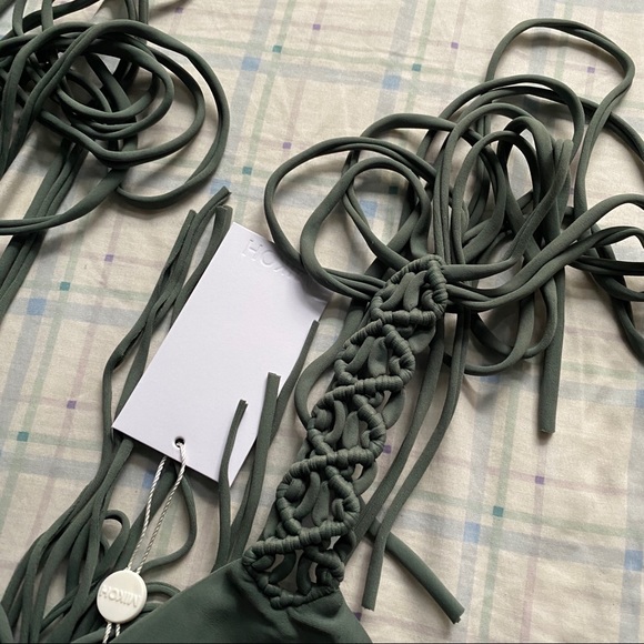 🌸 NWT MIKOH Kula Woven Triangle Bikini Top 🌸 - Picture 4 of 6